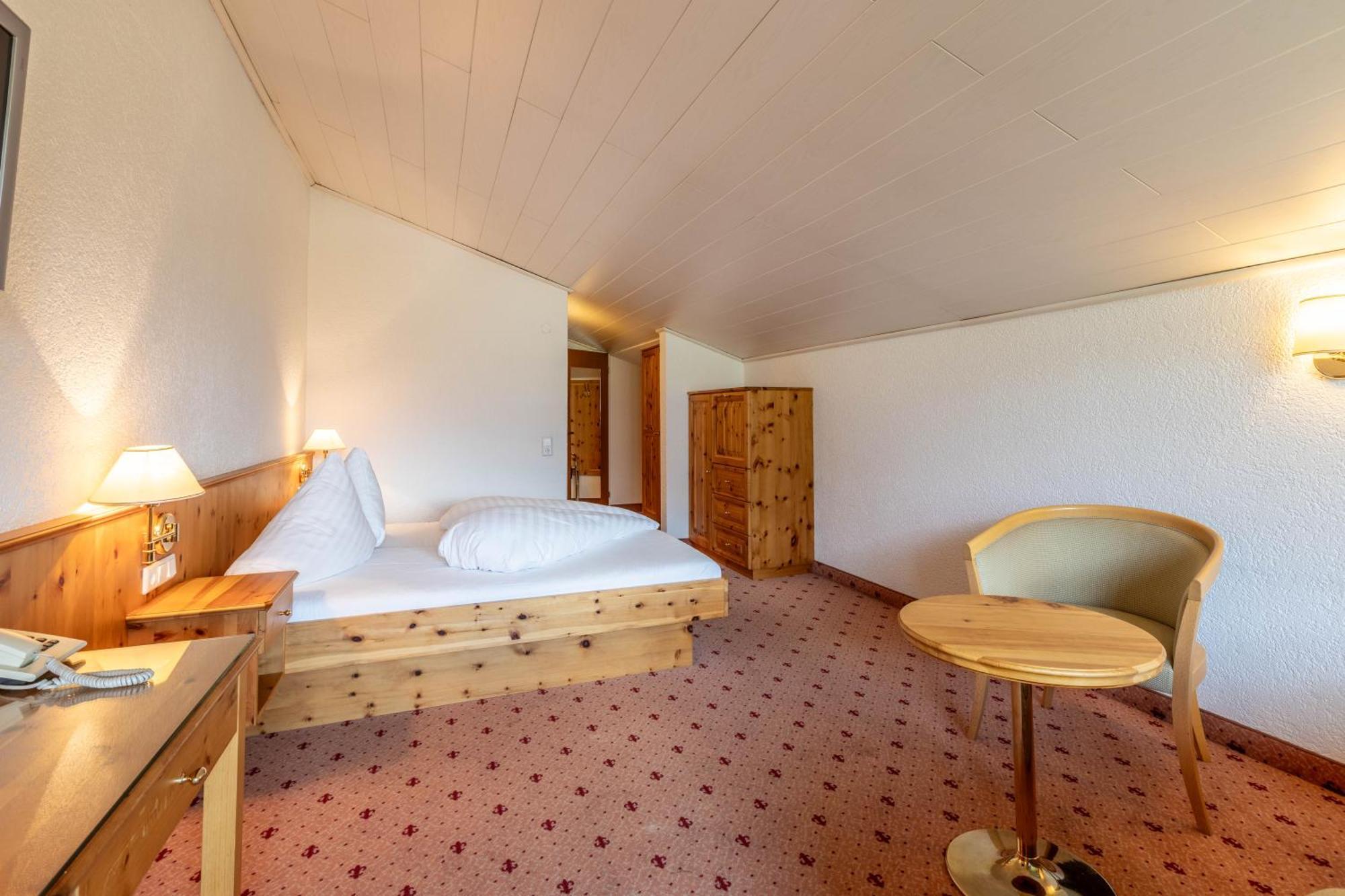 Keyone Rooms Montafon شرنز المظهر الخارجي الصورة